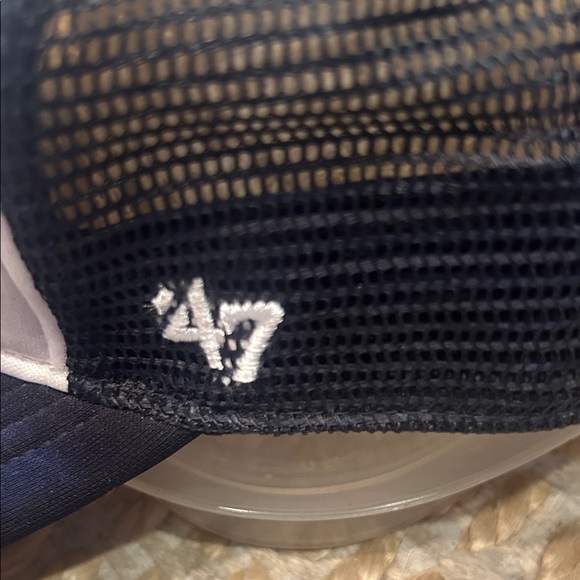 World Series ChampionsYankees 1996 Cap- with Baby Ruth pin - Picture 7 of 10